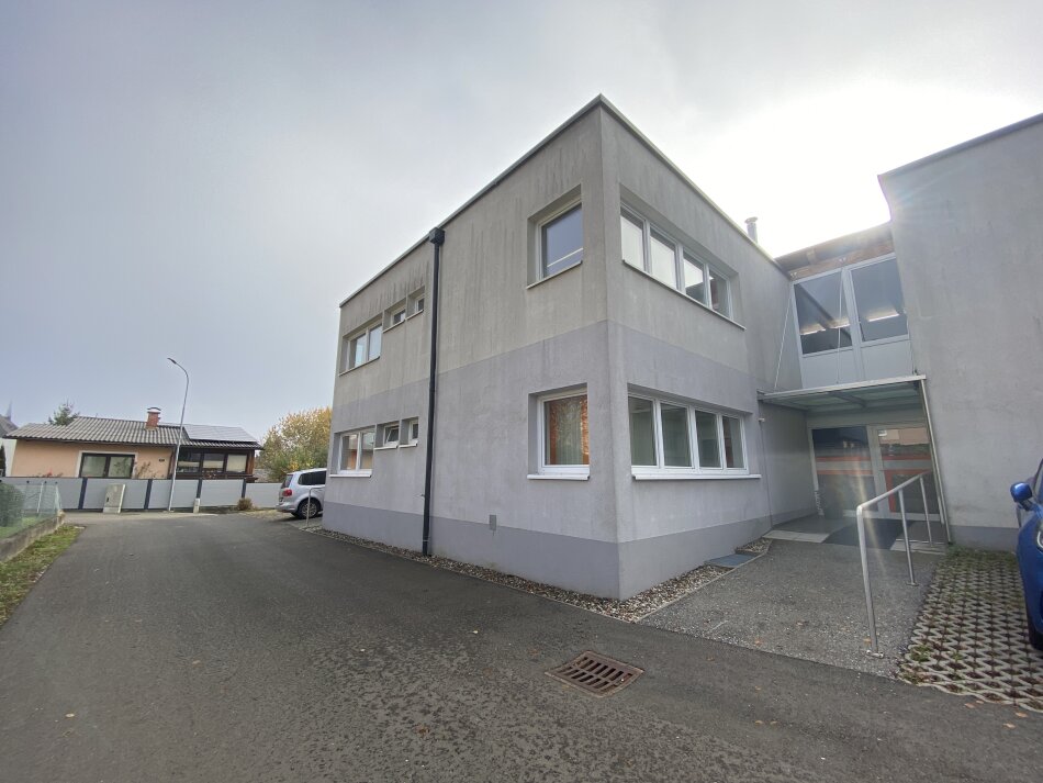 Foto - Fohnsdorf: Exklusive Büro- und Praxisräume ca 137 m2 mit idealer Raumaufteilung und Parkplätzen