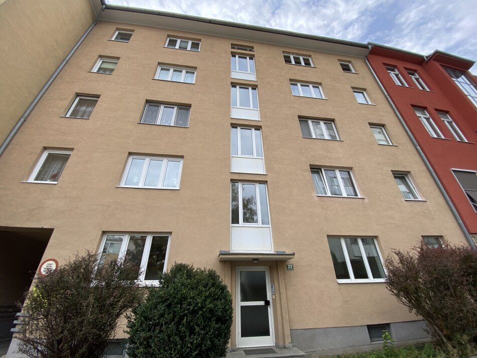 Foto - Knittelfeld: viel Potenzial in zentraler Lage: 3-Zimmer-Wohnung mit ca 85 m2 + Balkon